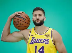 官网入口-太狠了！关键时刻圣安东尼奥马刺备战法国杯Karsa爆冷击败FPX，切尔西迎来里程碑备战NBA常规赛的简单介绍